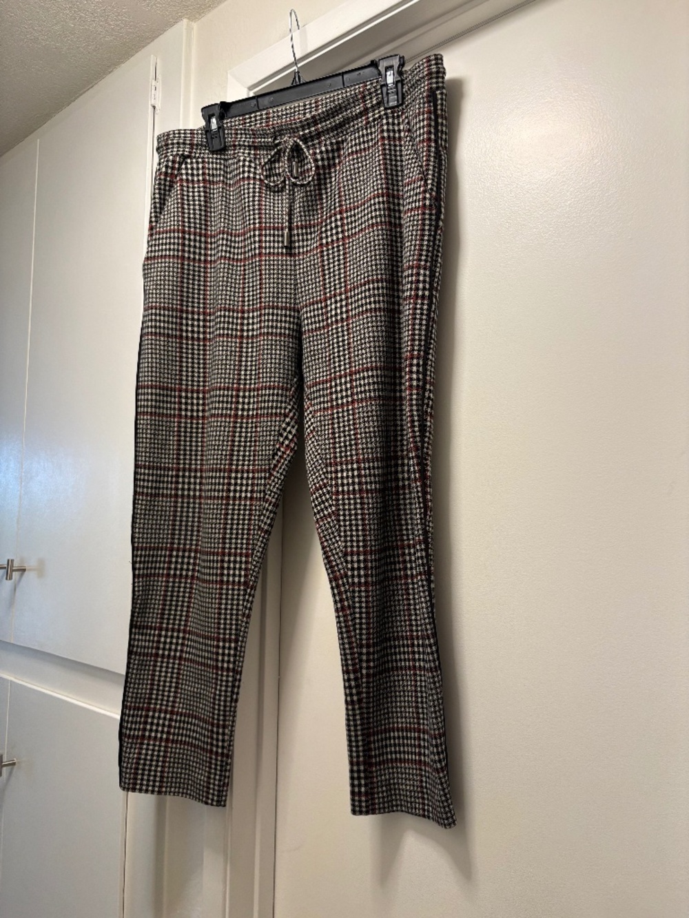By Anthropologie houndstooth plaid drawstring pants - size medium / large